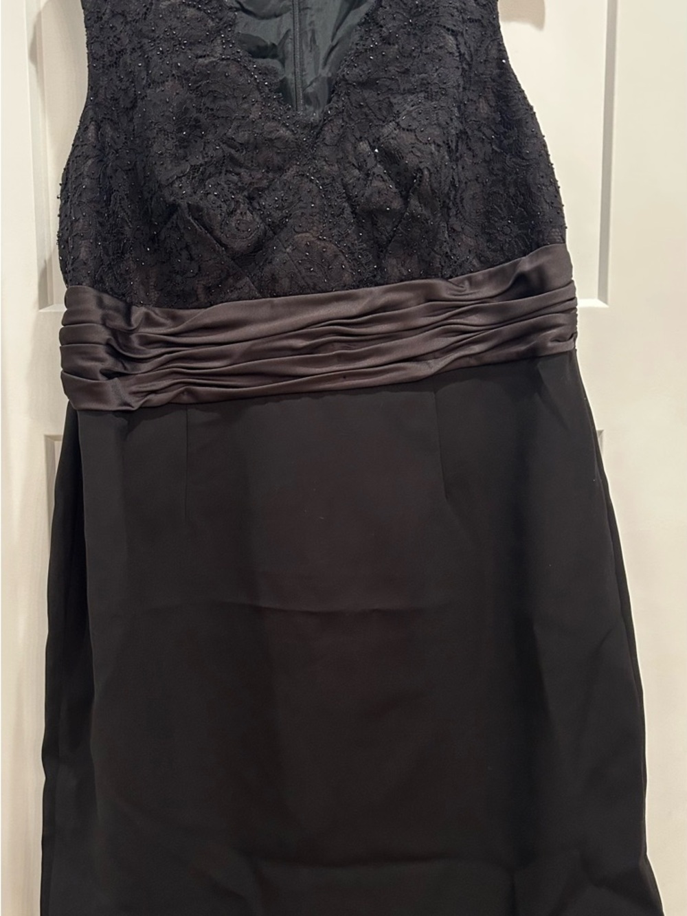 JS Boutique Black Lace Beaded V-Neck Evening Dress